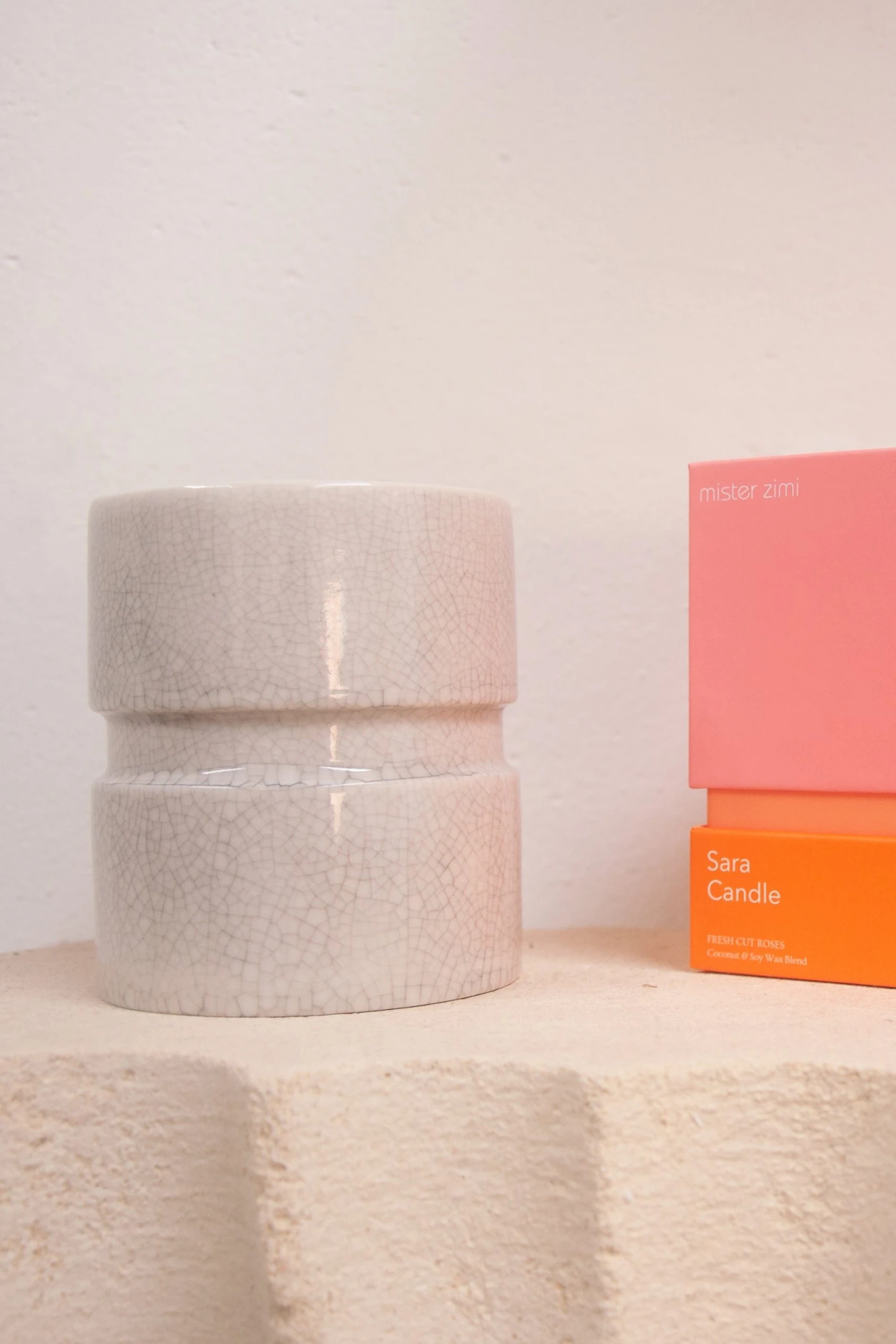 W22 The Sara Candle Sara Candle In Fresh Cut Roses 1 W22 The Sara Candle Sara Candle In Fresh Cut Roses