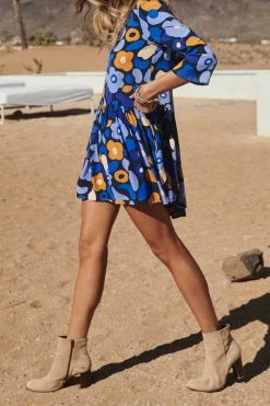 W22B Sadie Boots In Light Taupe Suede Footwear