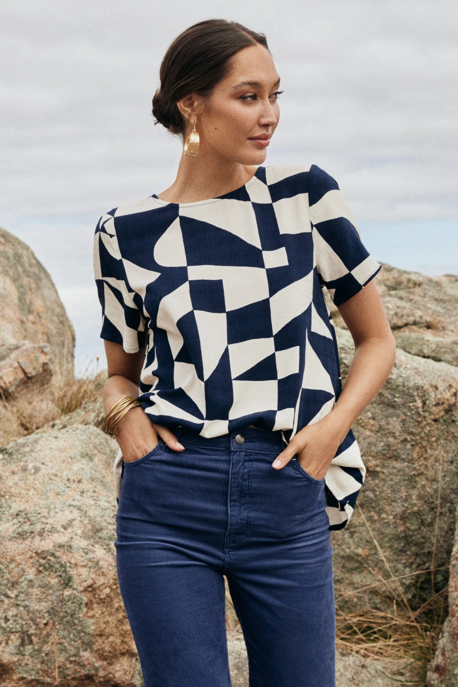 W22A Tops Daisy Top In Pepper 1 W22A Tops Daisy Top In Pepper