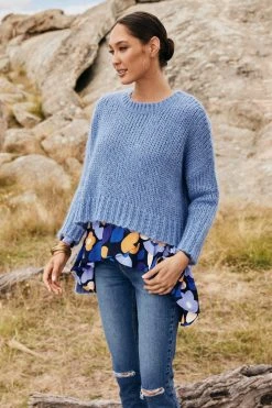 W22A Binny Jumper In Blue Tops