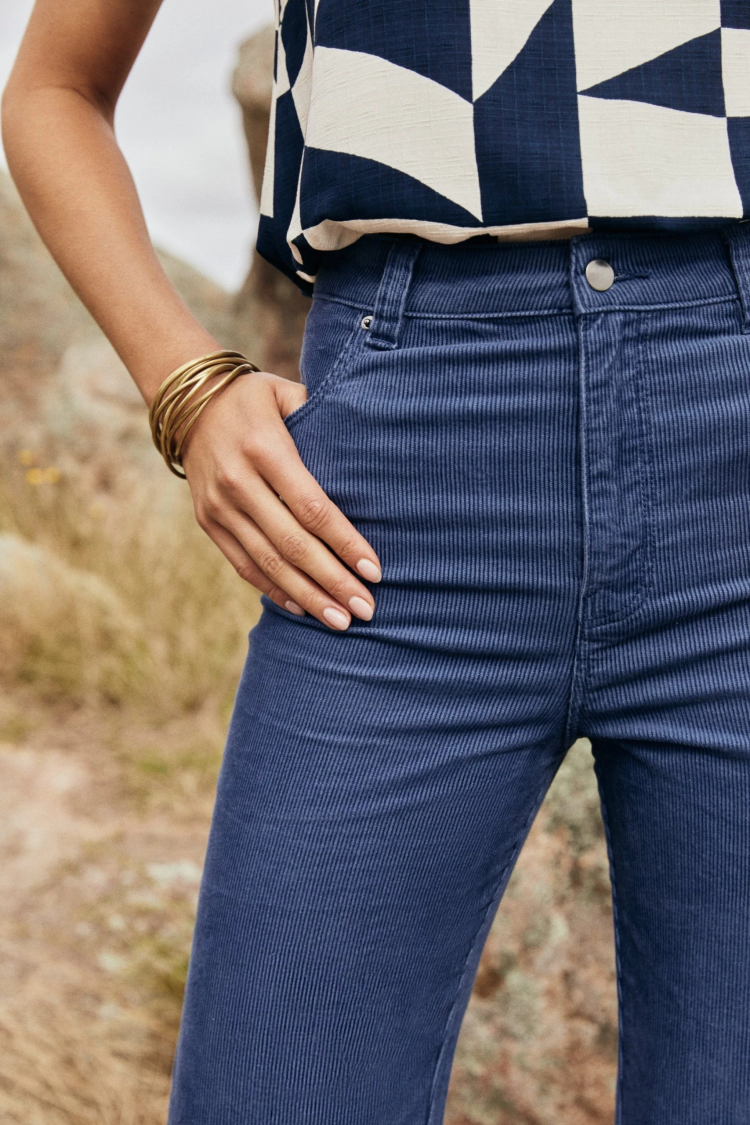 W22A Tops Daisy Top In Pepper 4 W22A Tops Daisy Top In Pepper