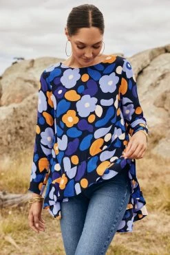 W22A Louise Top In Lavender