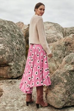 W22A Noa Jumper In Oatmeal Tops