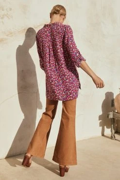 W22A Tops Phoebe Shirt In River Birch