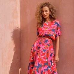 W22A Phoenix Top In Sugar Maple