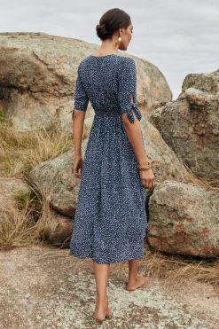 W22A Saskia Dress In Stardust