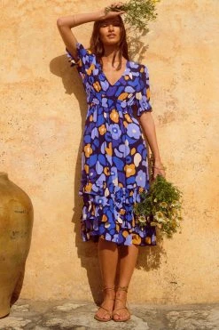 W22A Vivienne Dress In Lavender Dresses