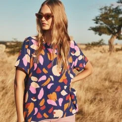 W22D Daisy Top In Mojave 11 W22D Daisy Top In Mojave